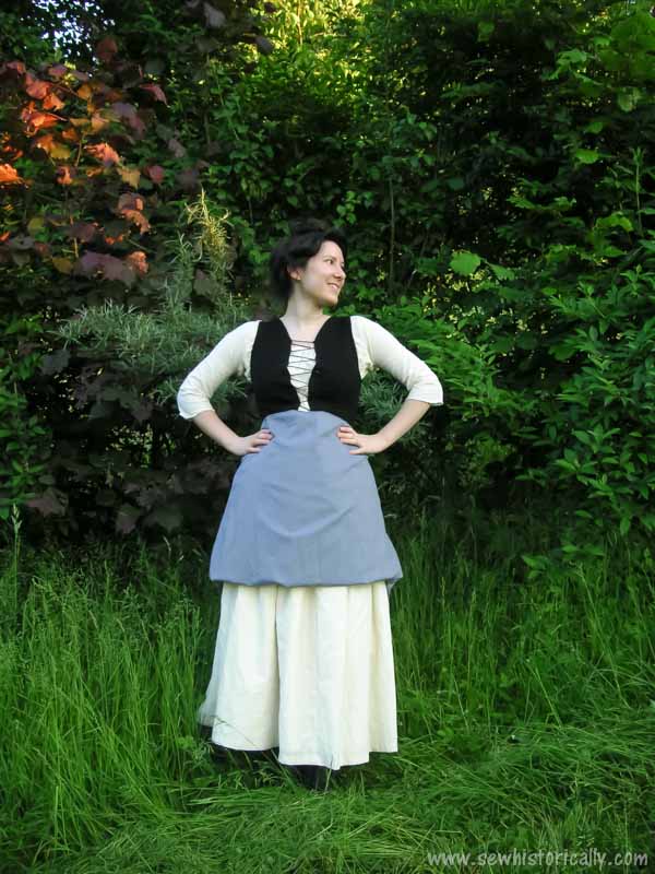 Edwardian Working Woman Outfit