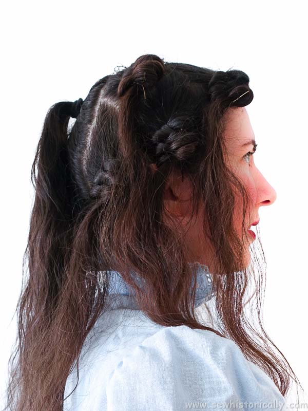 Edwardian Pompadour Hairstyle Tutorial - Sew Historically Edwardian Pompadour Hairstyle Tutorial - Sew Historically
