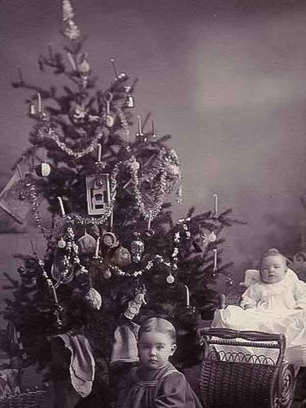 Victorian Christmas Tree
