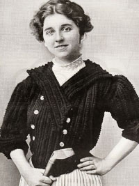 The Edwardian Sweater Girl