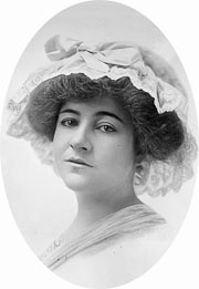 1910s Nightcap